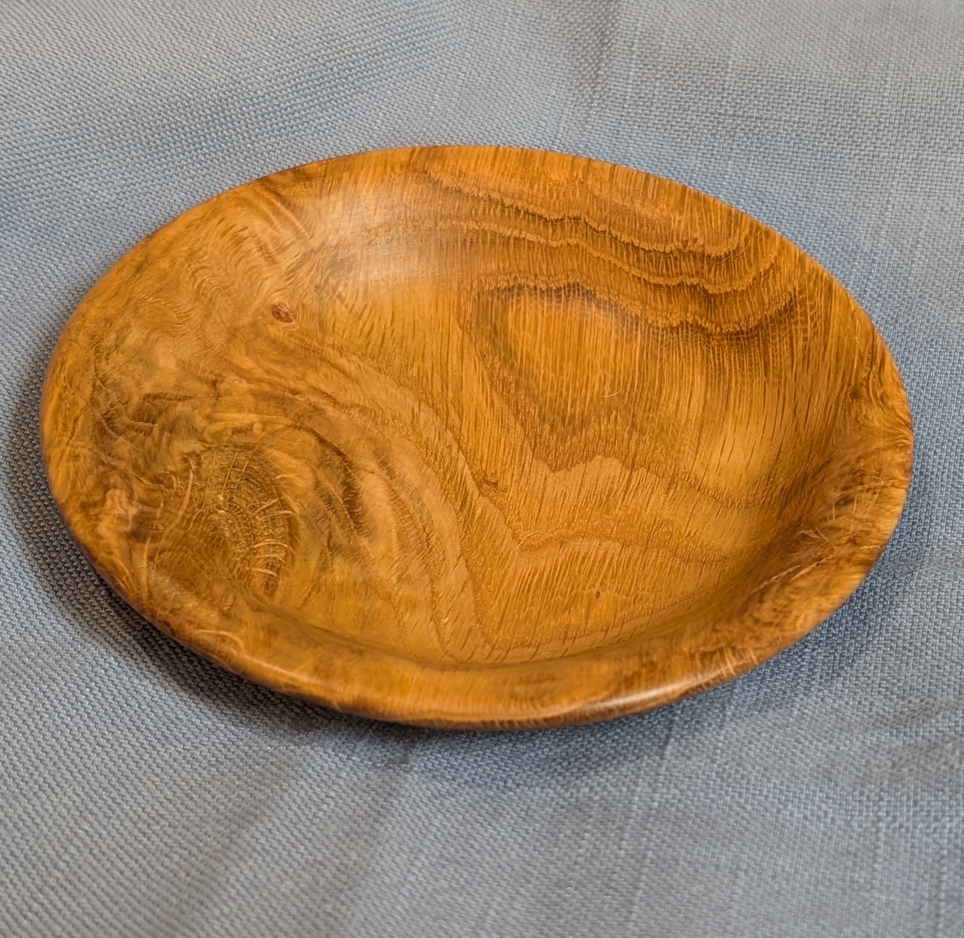 Small oak ring tray, top view
